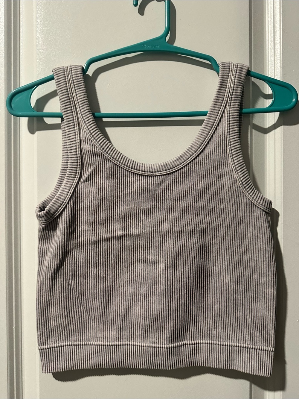 ZENANA Ribbed Tank Top in Gray Size Large/XL Like New